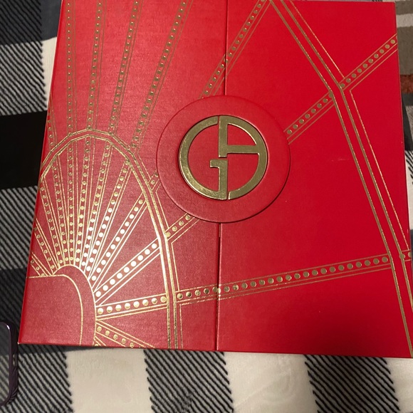 Girorgio Armani advant Calendar box - Picture 3 of 3